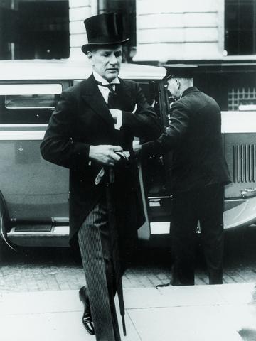 Samuel courtauld 768x1024 samuel courtauld 768x1024